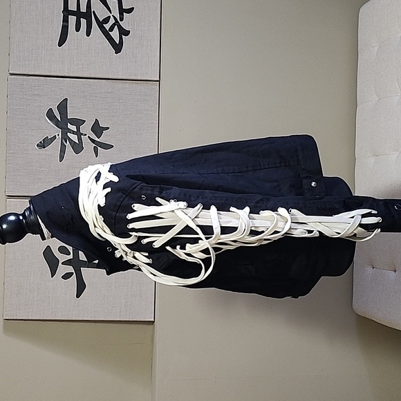 Jacket - Picture 2 of 5